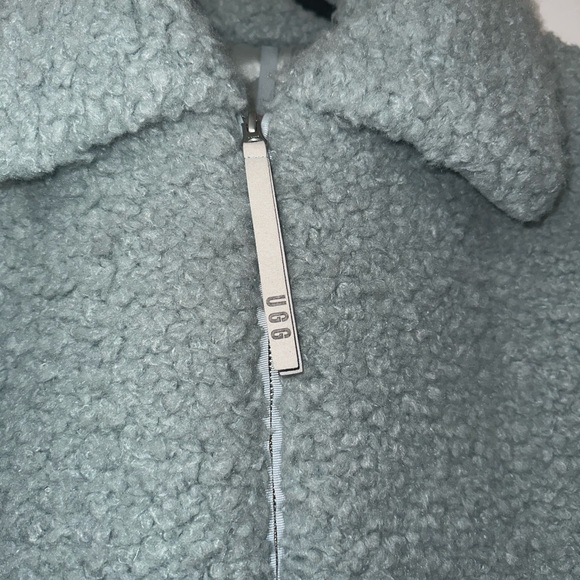 UGG Sherpa Jacket - Picture 6 of 6
